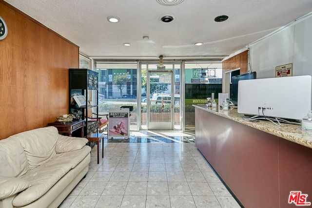 2551 Beverly Boulevard, Los Angeles