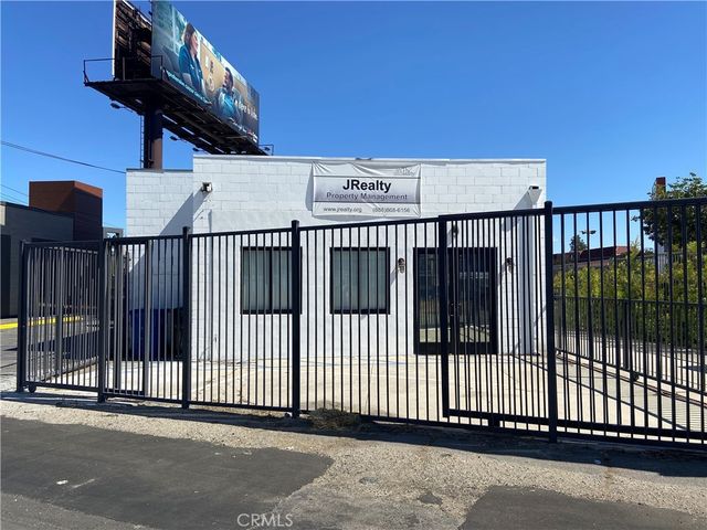 18444 Ventura Boulevard # B, Los Angeles