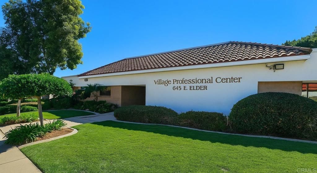 645 E Elder St # C, Fallbrook