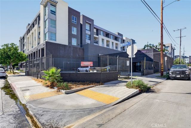 11105 Weddington, North Hollywood