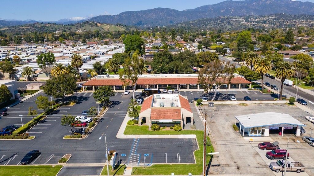 345 E Foothill Boulevard, Pomona