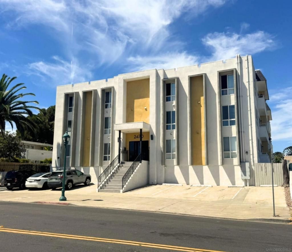 2470 C Street, San Diego