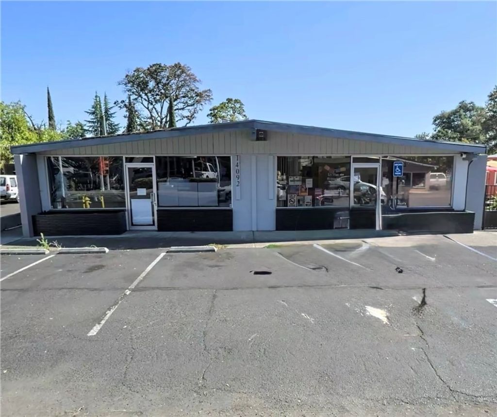 14092 Lakeshore, Clearlake
