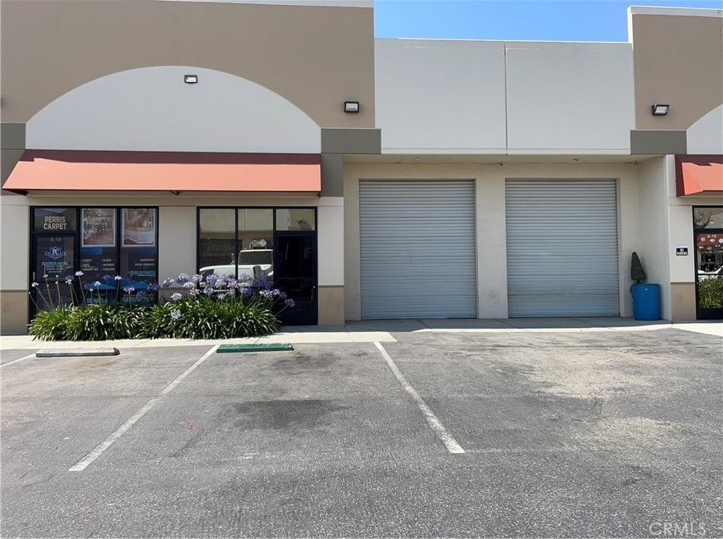 130 W Walnut Ave A-17 Avenue, Perris