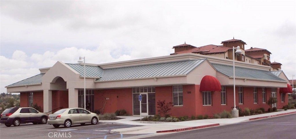 106 Gateway Center, Paso Robles