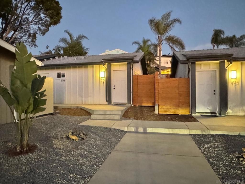 N/A, Encinitas