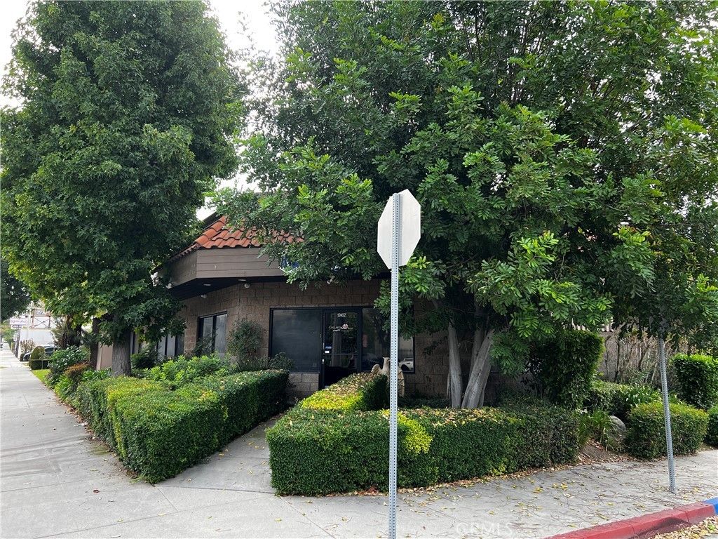 12402 Philadelphia Street, Whittier