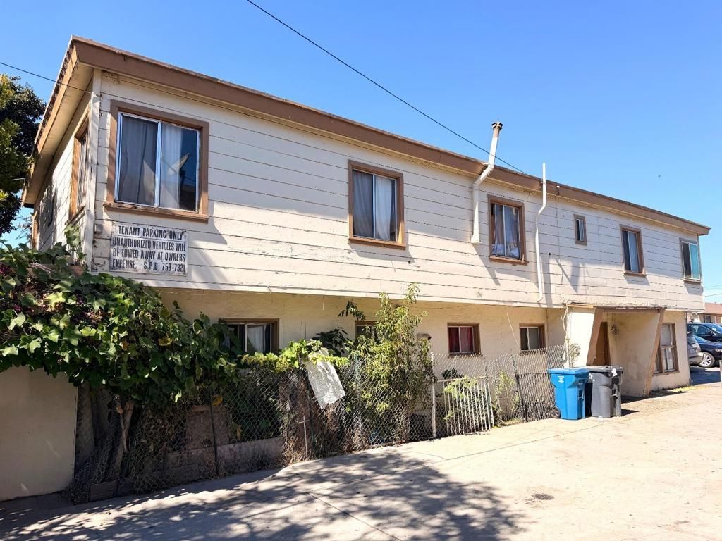 1015 N Sanborn Road, Salinas