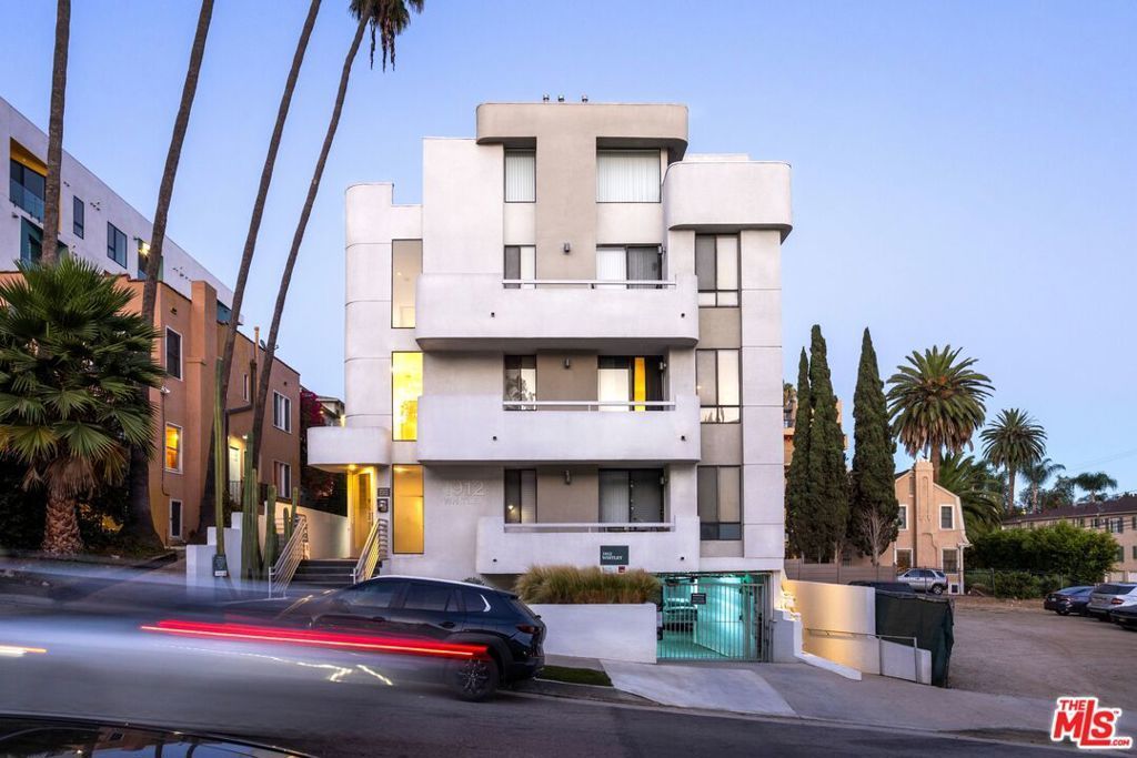1912 Whitley Avenue, Los Angeles