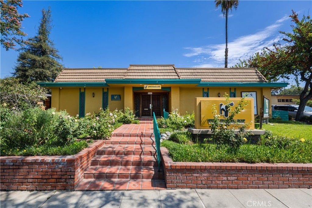 635 W Foothill, Monrovia