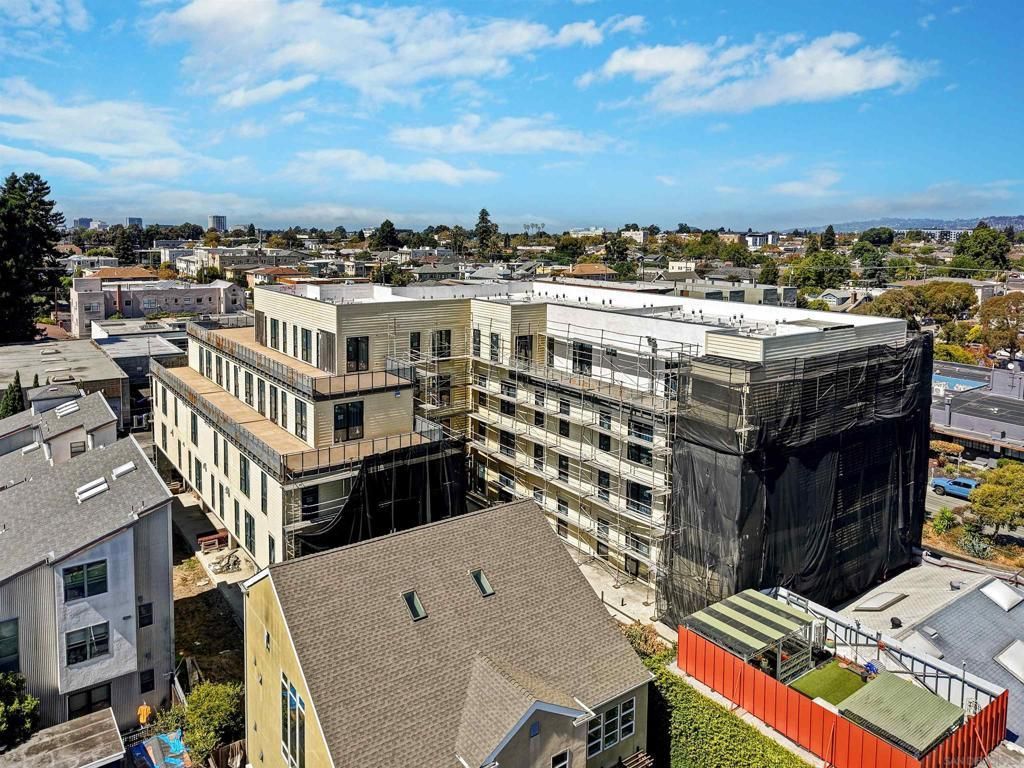 387 40th, Oakland