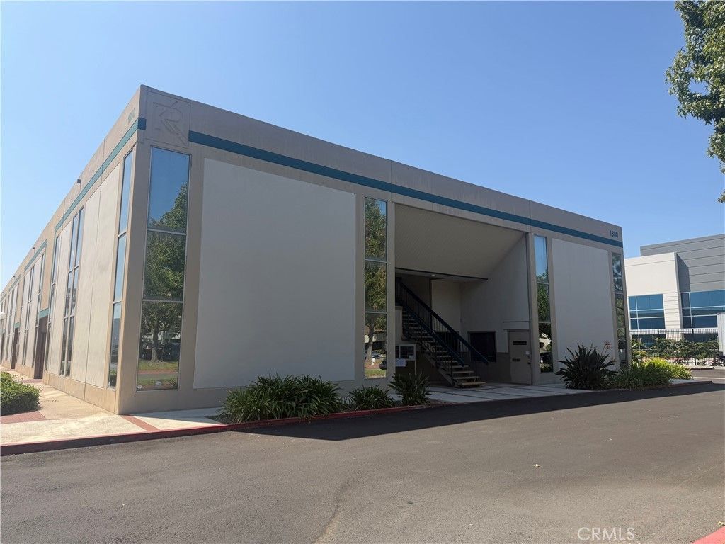 1800 E Garrey Avenue # 212, Santa Ana