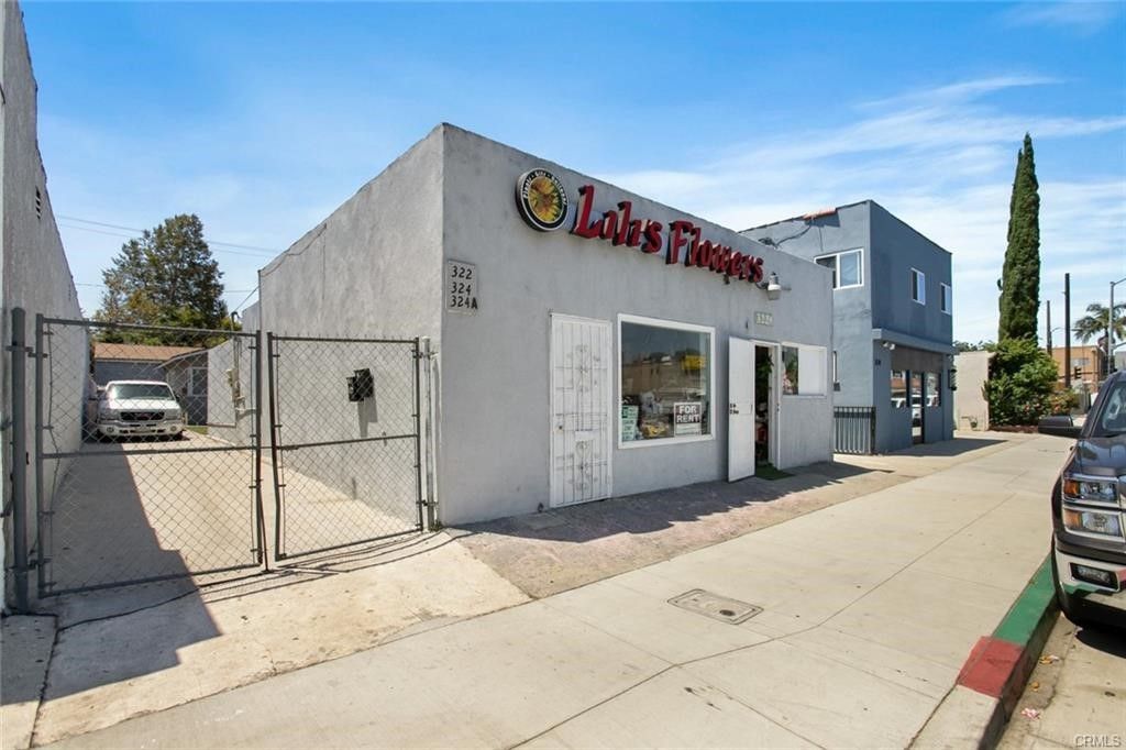 322 E Market Street, Long Beach