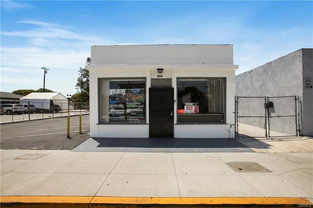 330 E Market Street, Long Beach