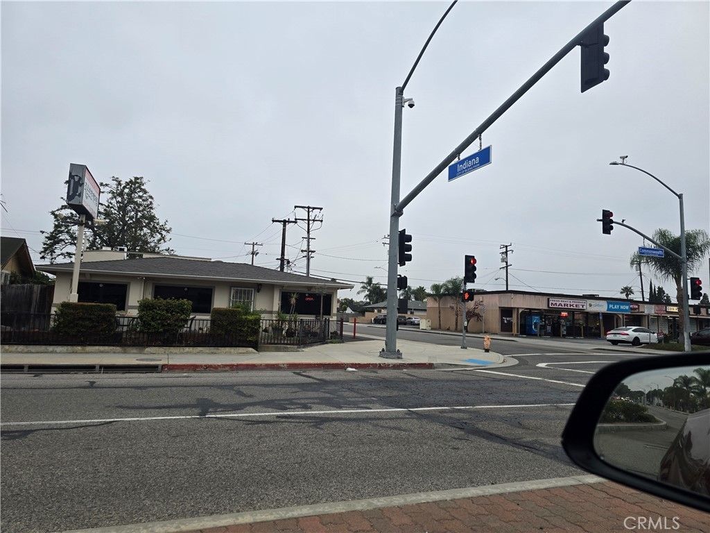 8242 Commonwealth, Buena Park