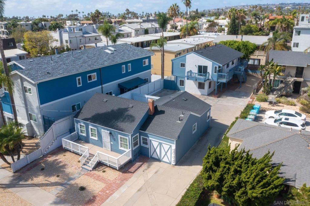 1344 La Palma, San Diego
