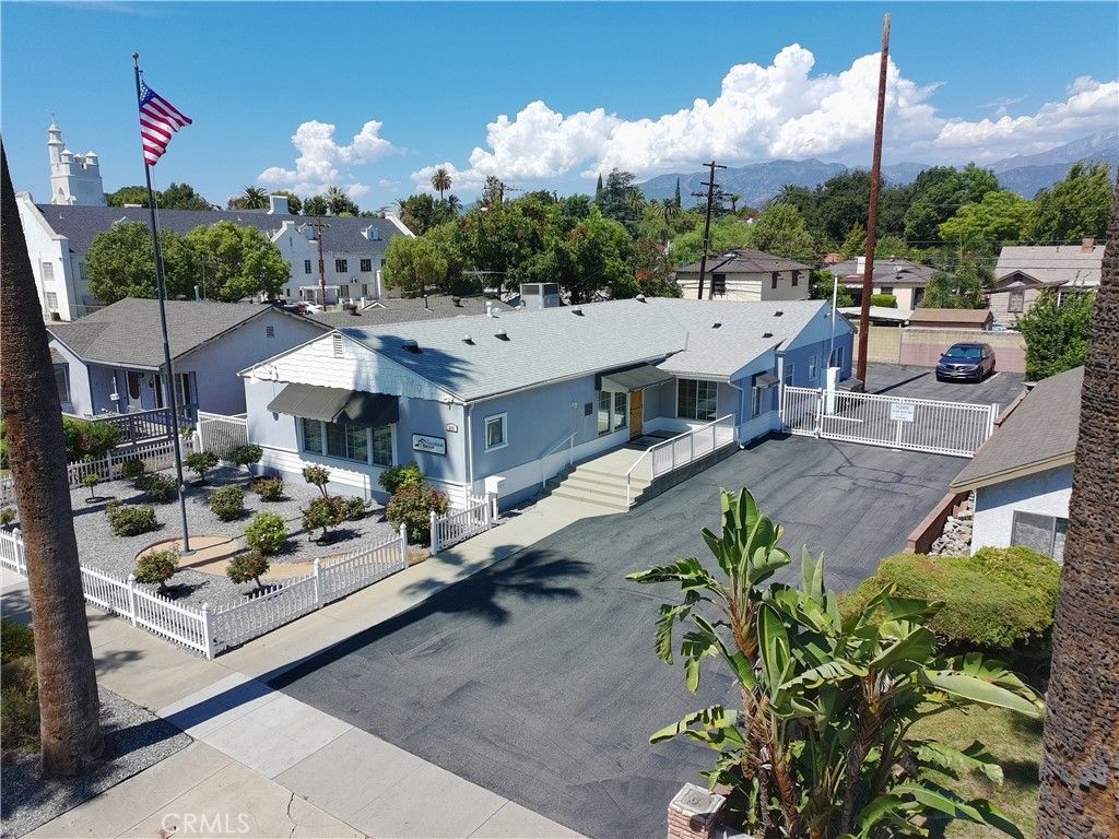 209 E I St, San Bernardino