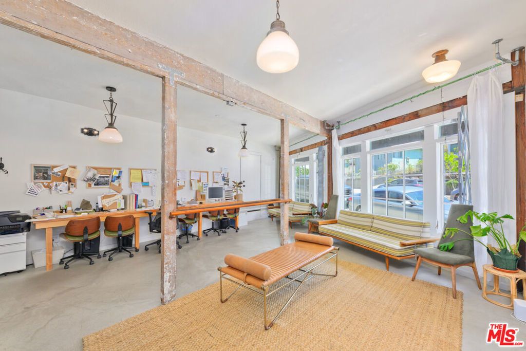 3305 Division Street, Los Angeles