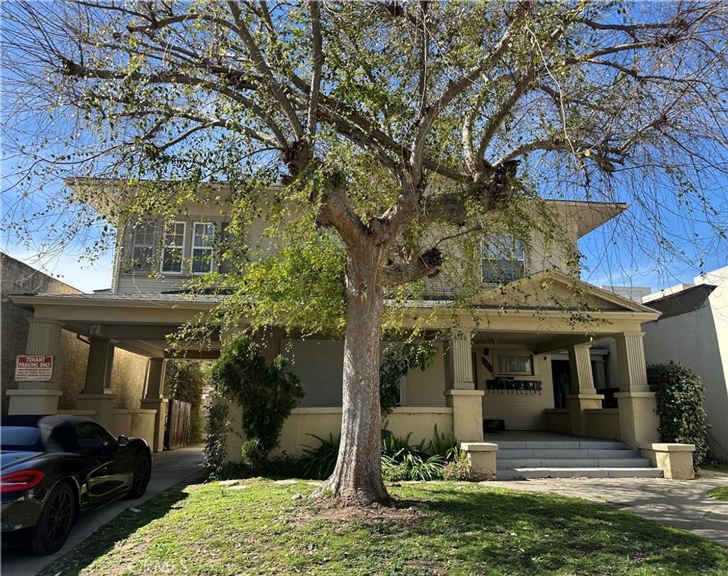 121 S Jackson, Glendale