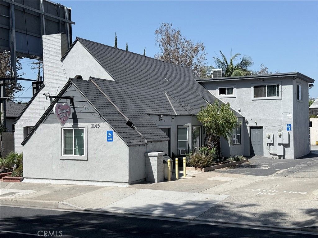 1145 W 17th Street, Santa Ana