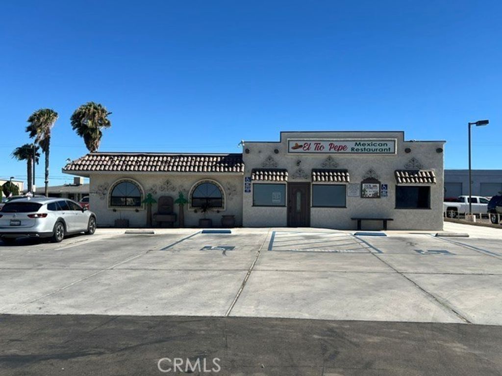 14977 Palmdale, Victorville