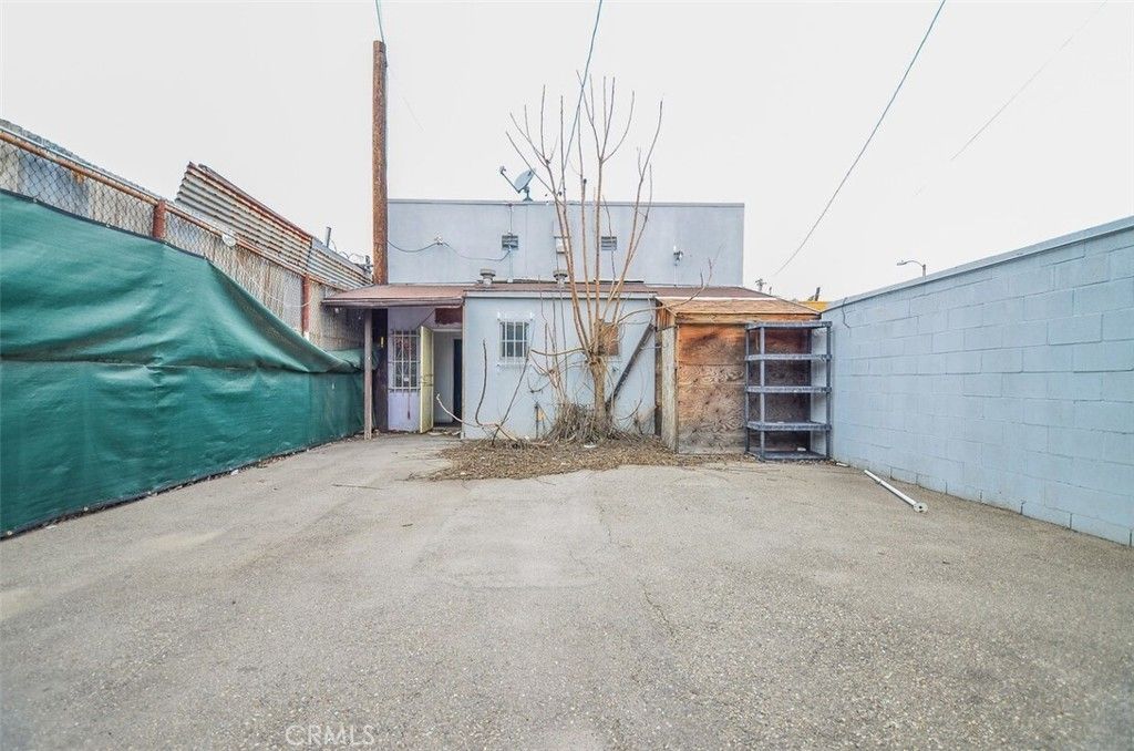 1238 S Atlantic Boulevard, Los Angeles