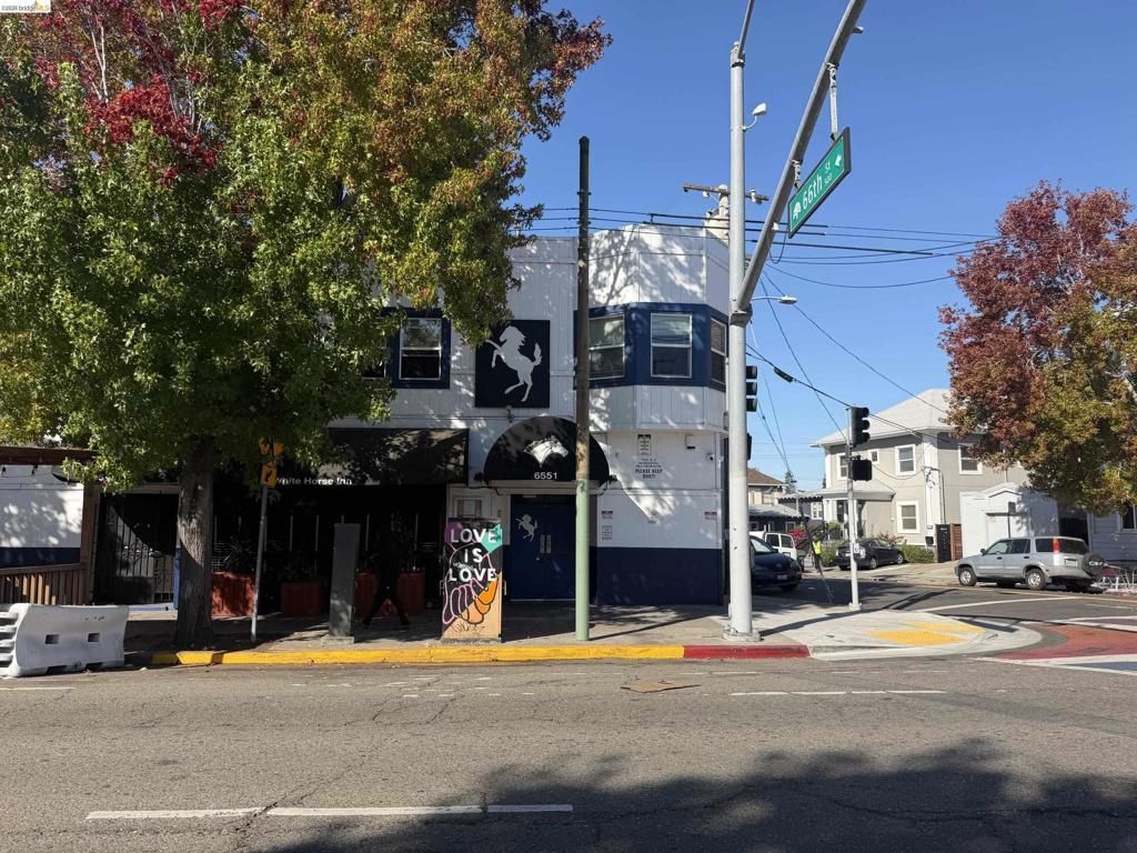 6551 Telegraph Avenue, Oakland