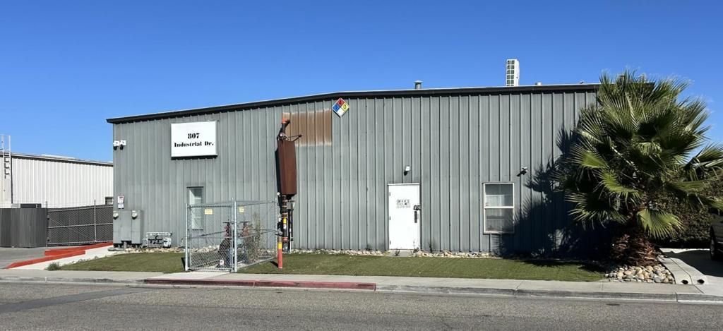 807 Industrial Drive, Hollister