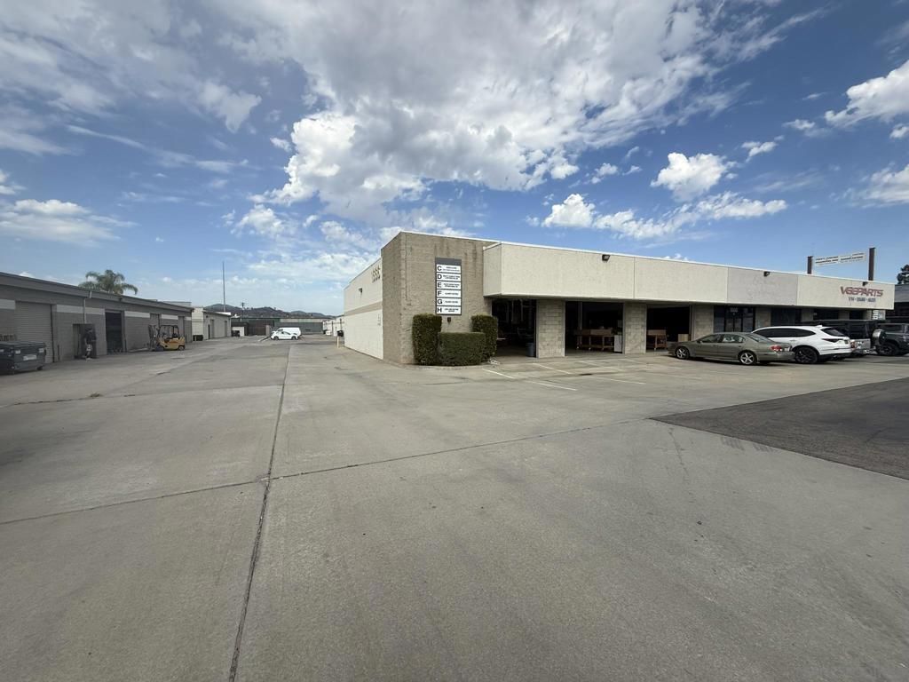 1666 N Magnolia Ave, El Cajon