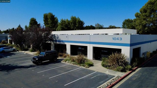 1043 Serpentine Ln, Pleasanton