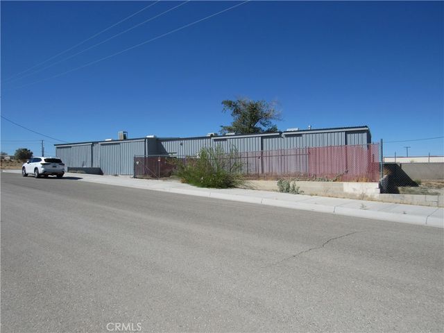 880 Laverne Avenue, Barstow