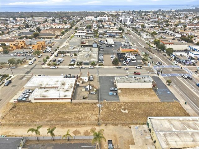 838 W Grand Ave, Grover Beach