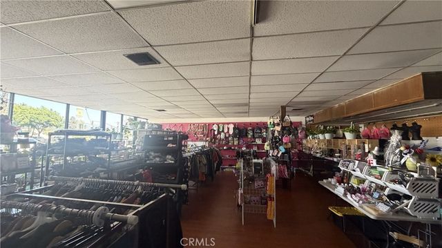 105 W Rialto, Rialto