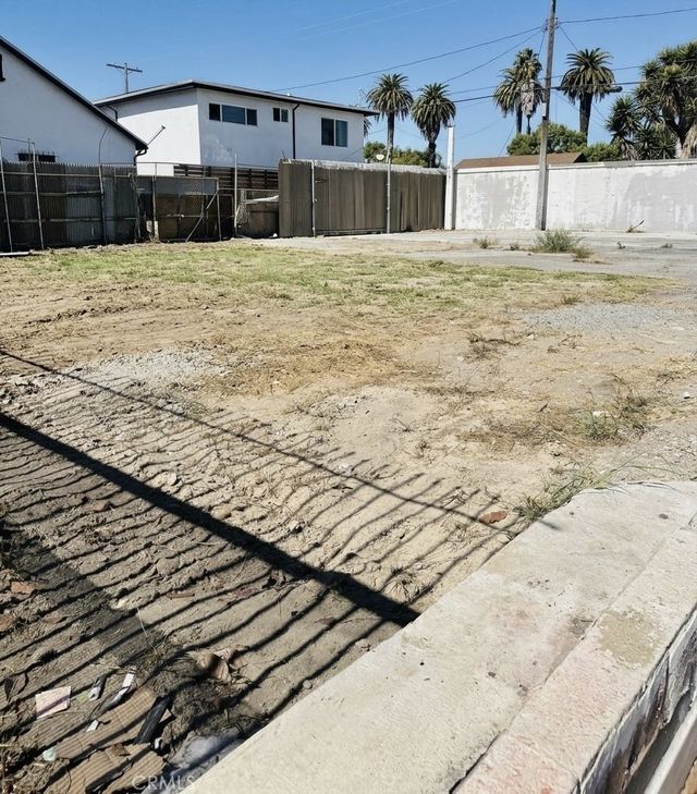 1021 W Florence Avenue, Los Angeles