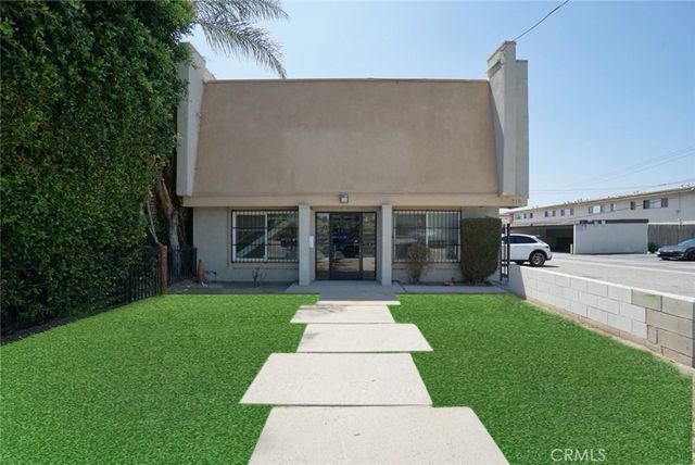 719 N Sunset Ave, West Covina