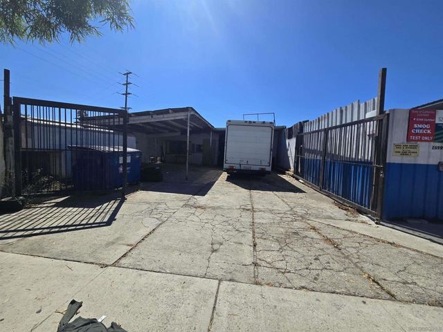 2699 Commercial Street #b, San Diego