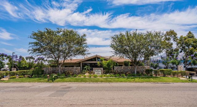 235 Quail Court, Santa Paula