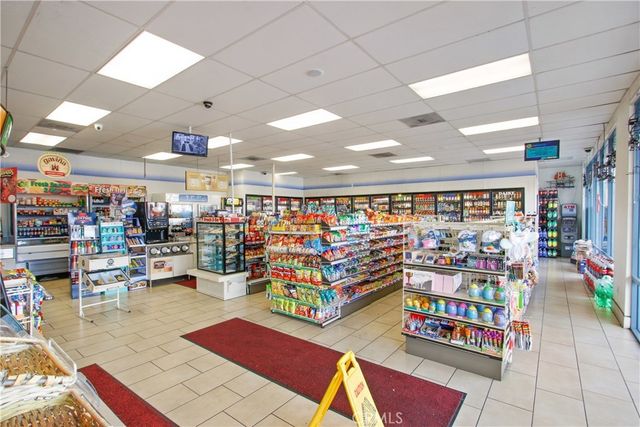 N/A, Lynwood