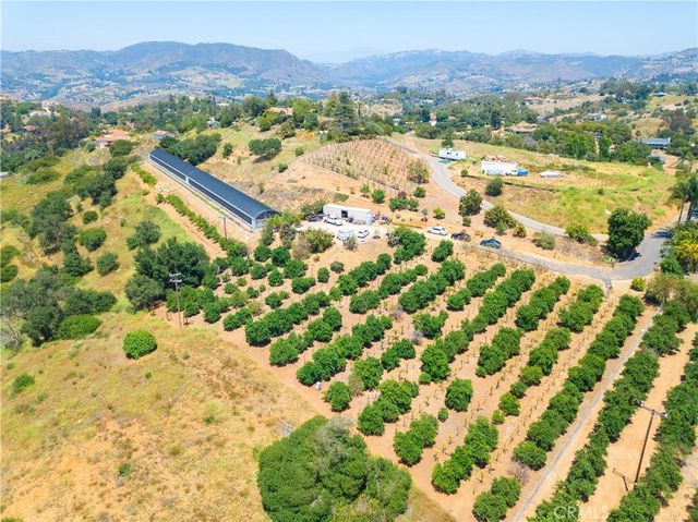 803 Quail Hill Road, Fallbrook