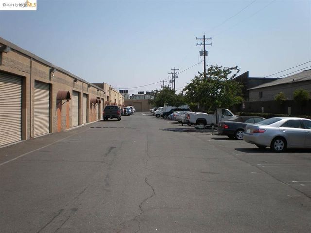 910 81st #24, Oakland