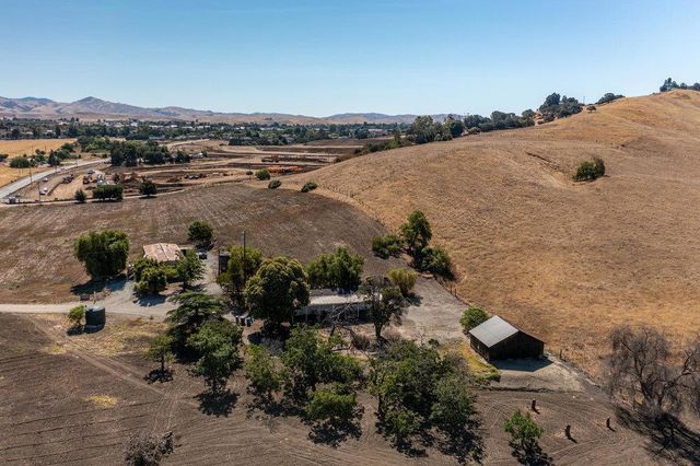 120 Enterprise Road, Hollister