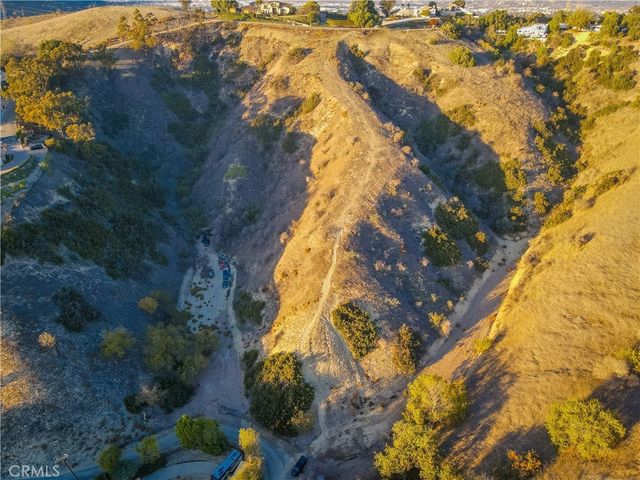 2368 Lupin Hill Road, La Habra Heights