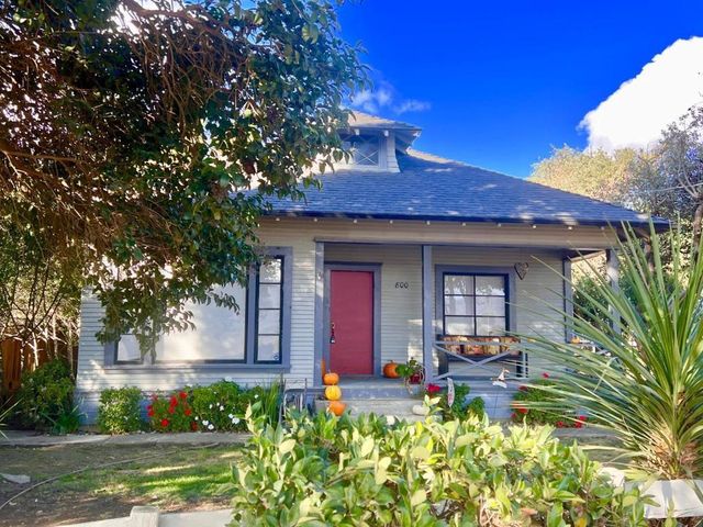 800 Freitas Road, San Juan Bautista