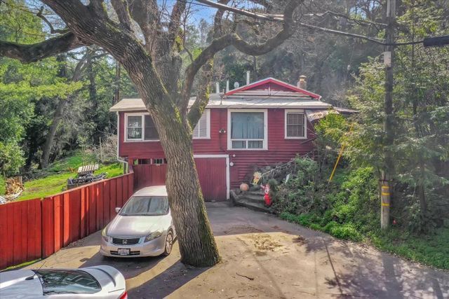 228 Glenwood Avenue, Woodside