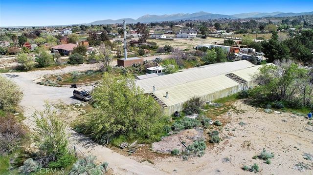 3636 Pearblossom Hwy, Palmdale