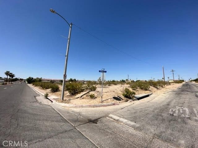 Barstow Road, Barstow