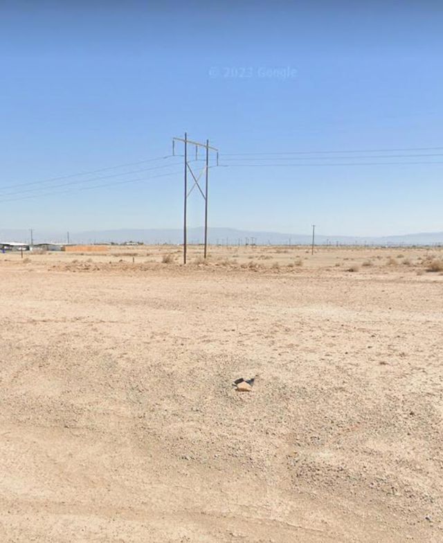 1990 Citrus Ave., Thermal