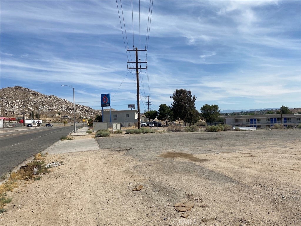 Lots For Sale In Victorville