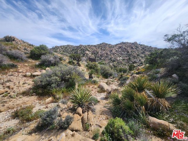 20 W Omega Trail, Yucca Valley