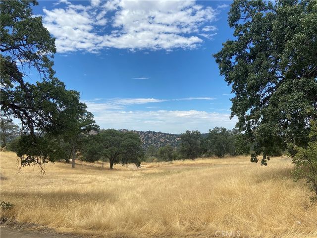 Hogans Mountain Rd, Coarsegold